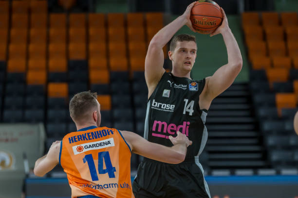 或许能够吸 或许能够吸