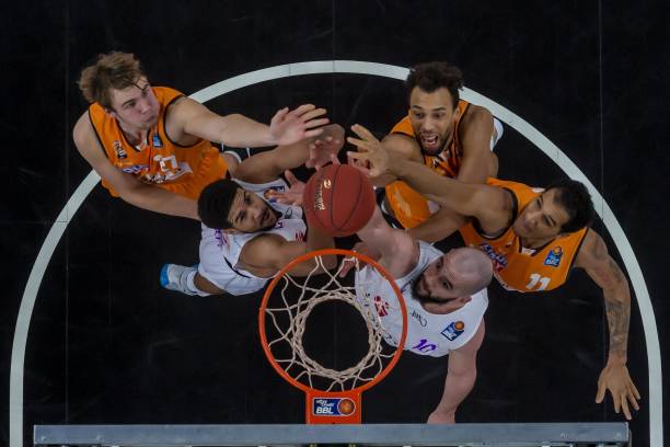 迷和评论员 迷和评论员