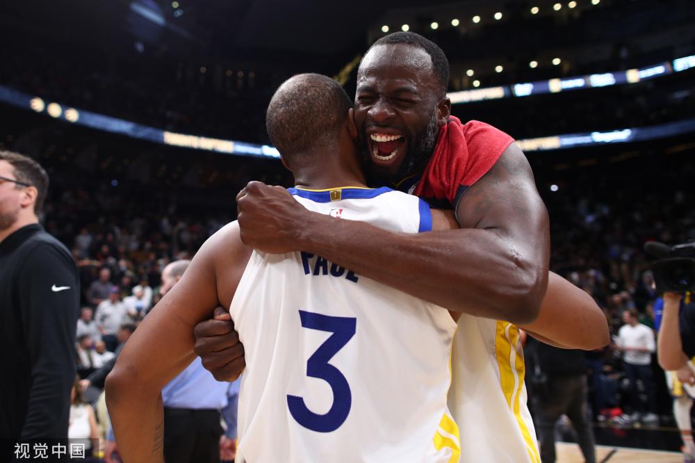 球迷们也期 球迷们也期