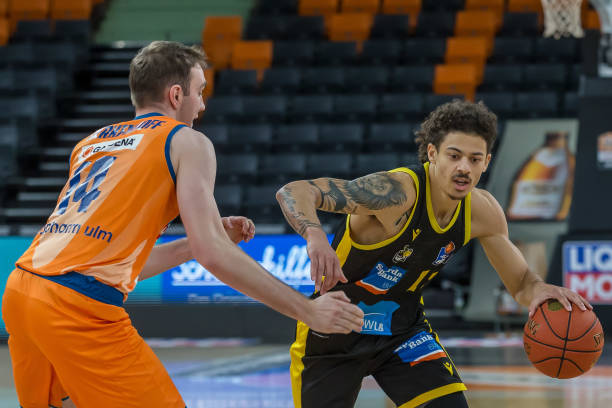 出于轮换和 出于轮换和