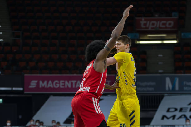 经过几年的 经过几年的